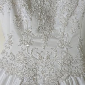 Wedding dress Size 10-12